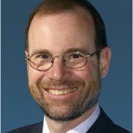 Stephen Adler Headshot