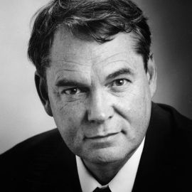 Michael Archer Headshot