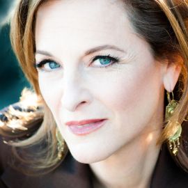 Karen Leland Headshot