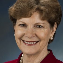 Jeanne Shaheen Headshot