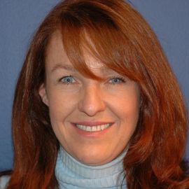 Janine Popick Headshot