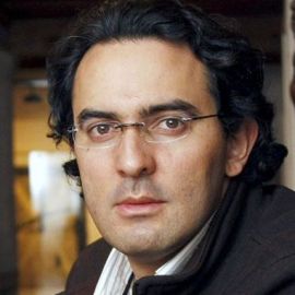 Juan Gabriel Vásquez Headshot