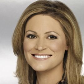 Jennifer Westhoven Headshot
