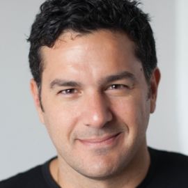Andreas Raptopoulos Headshot