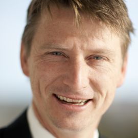 Jonathan Bush Headshot