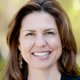 Lisa Hufford Headshot