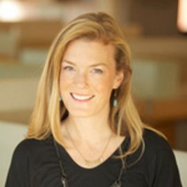 Samantha Skey Headshot