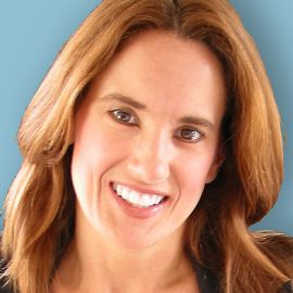 Elaine Penn Headshot