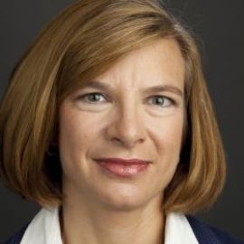 Heather Hurlburt Headshot