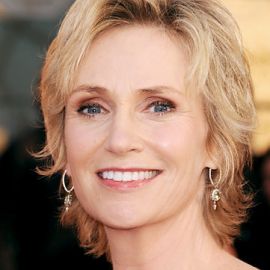 Jane Lynch Headshot