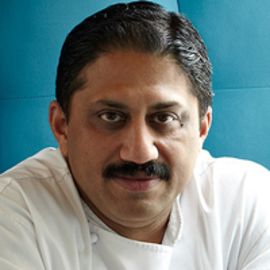Vikram Sunderam Headshot
