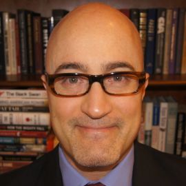 Daniel Wagner Headshot