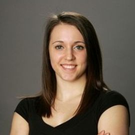 Chellsie Memmel Headshot