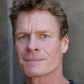 Mark Divine Headshot