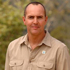 Arnold Vosloo Headshot