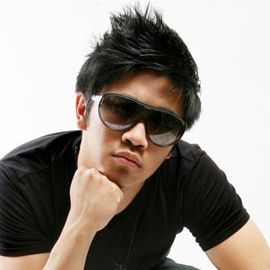 Davin Tong Headshot