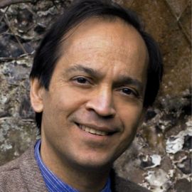 Vikram Seth Headshot