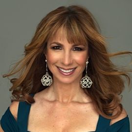 Jill Zarin Headshot