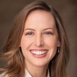 Renee Engeln Headshot