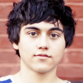 Brandon Wardell Headshot