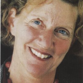Abigail Thomas Headshot