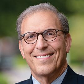 Len Schlesinger Headshot
