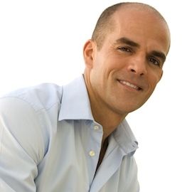 Marco Borges Headshot