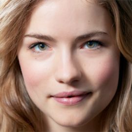 Willa Fitzgerald Headshot