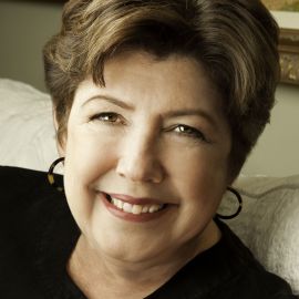Mary Kay Andrews Headshot