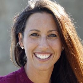 Janet Evans Headshot