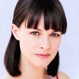Susan May Pratt Headshot