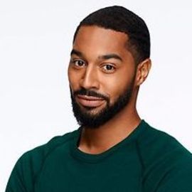 Tone Bell Headshot