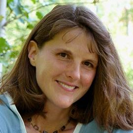 Kate Messner Headshot
