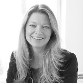 Gretchen (Wolfe) Hansen Headshot