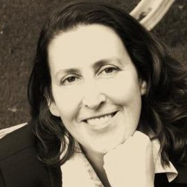 Karen E. Bender Headshot