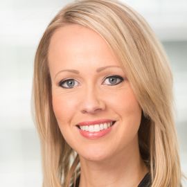Emily Ekins Headshot