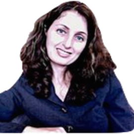 Claudia Effe Headshot