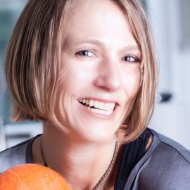 Stefanie Sacks Headshot