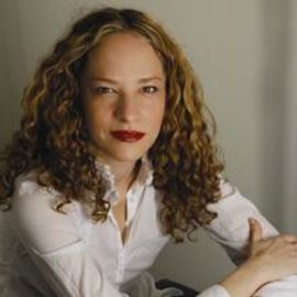 Katie Roiphe Headshot
