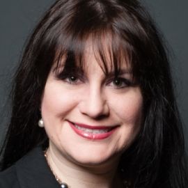 Sarah Rumpf Headshot