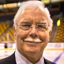 Derek Sanderson Headshot