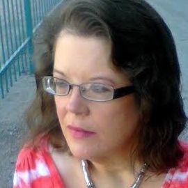 Debbie Roppolo Headshot
