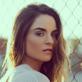 Jojo Headshot