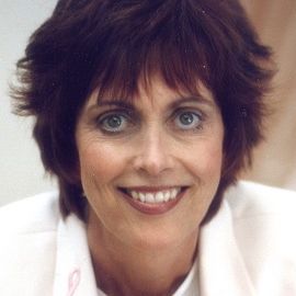 Beverly Kirkhart Headshot