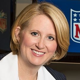 Michelle McKenna Headshot