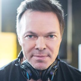 Pete Tong Headshot
