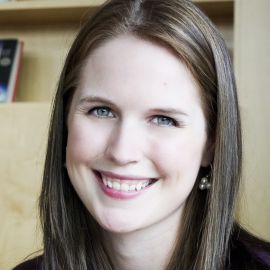 Marissa Meyer Headshot