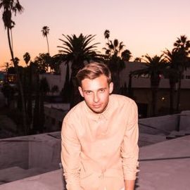 Flume Headshot