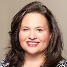 Megan Lynn Isenhower Frampton Headshot