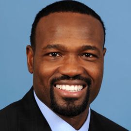 Harold Reynolds Headshot